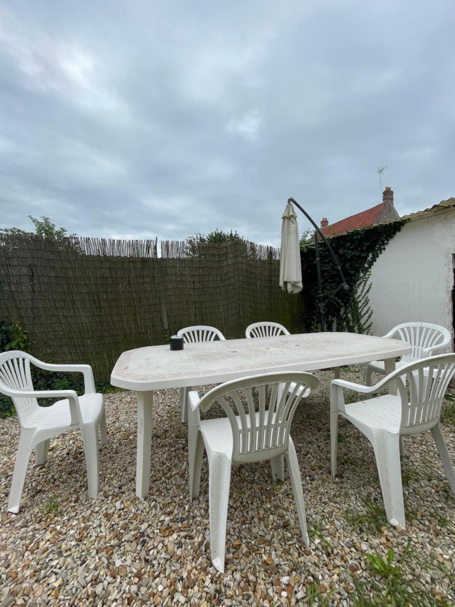 Famille Sabljak Marles-en-Brie Екстер'єр фото